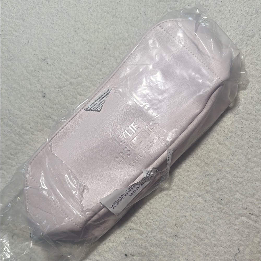 Kylie Cosmetics Soft Pink Beauty Pouch